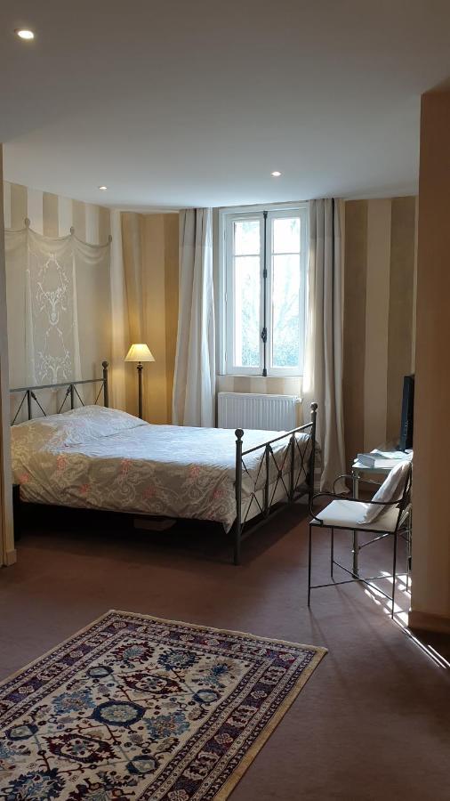 La Villa Des Arts Savigne-l'Eveque Exteriér fotografie